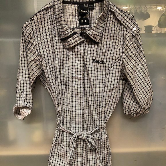 Bench dress/coat - Picture 1 of 3